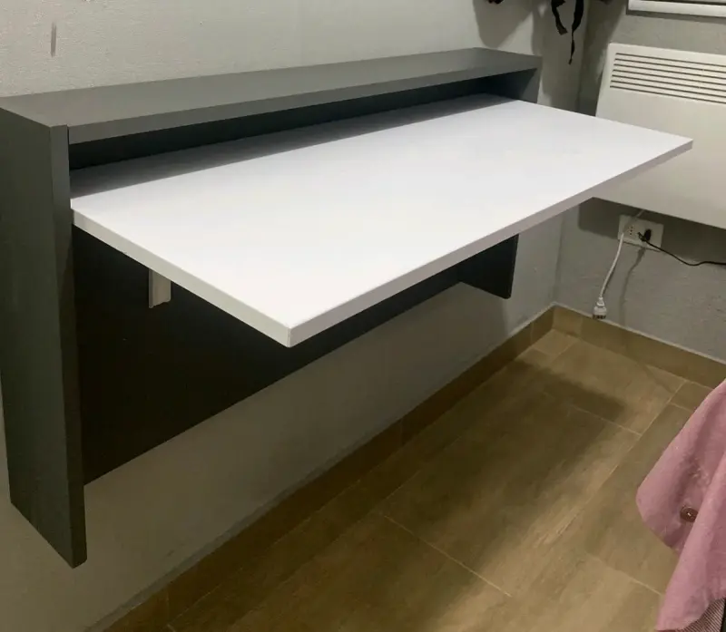 Escritorio plegable de pared blanco - 1