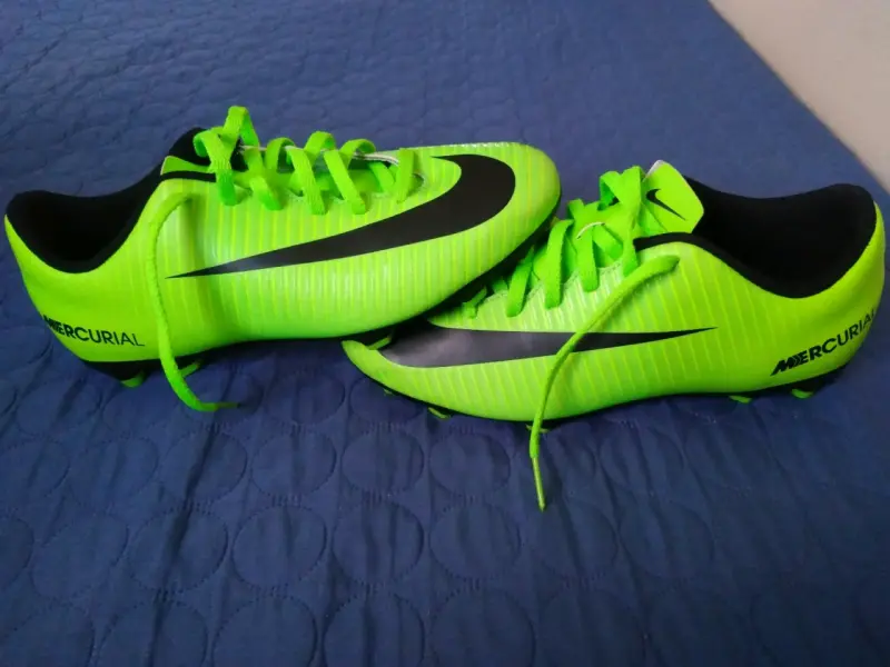Zapatos de fútbol Nike Mercurial - 1