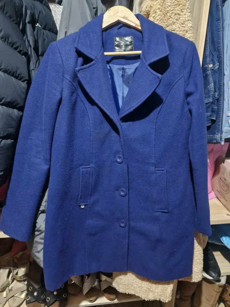 Abrigo azul elegante - 1