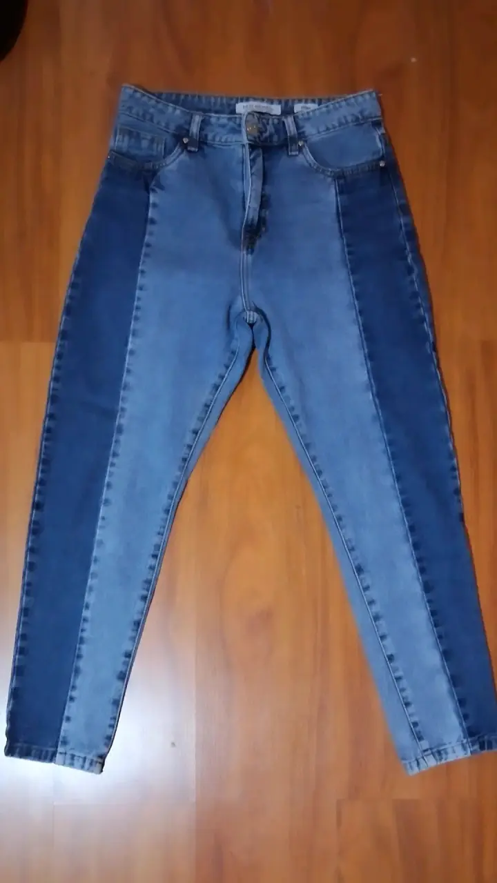 Mom Jeans bicolor de mezclilla - 1