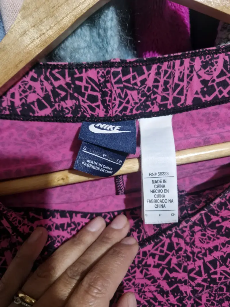 Leggings deportivos fucsia estampados - 2