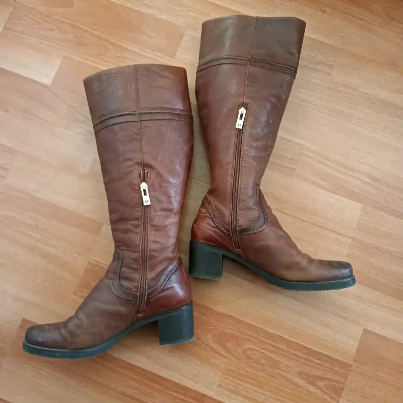 Botas largas de cuero marrón - 3