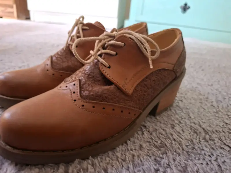 Zapatos formales café estilo brogue - 4