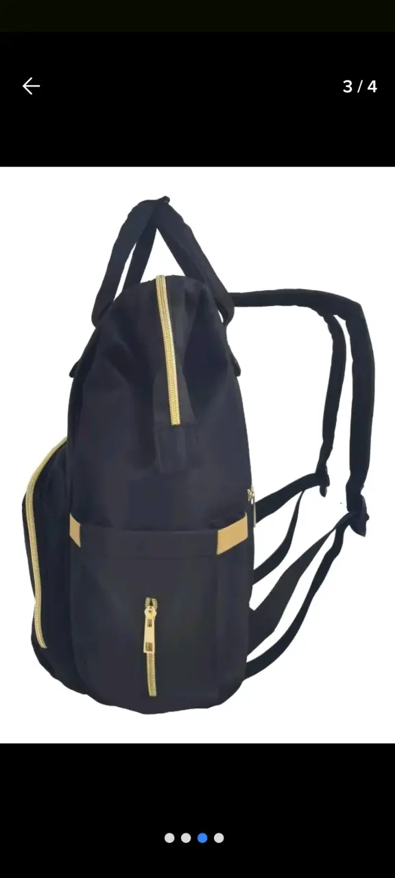 Mochila pañalera negra con cierre dorado - 3