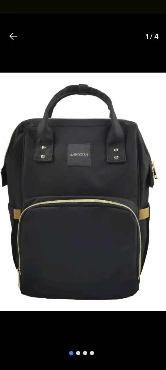 Mochila pañalera negra con cierre dorado - 4