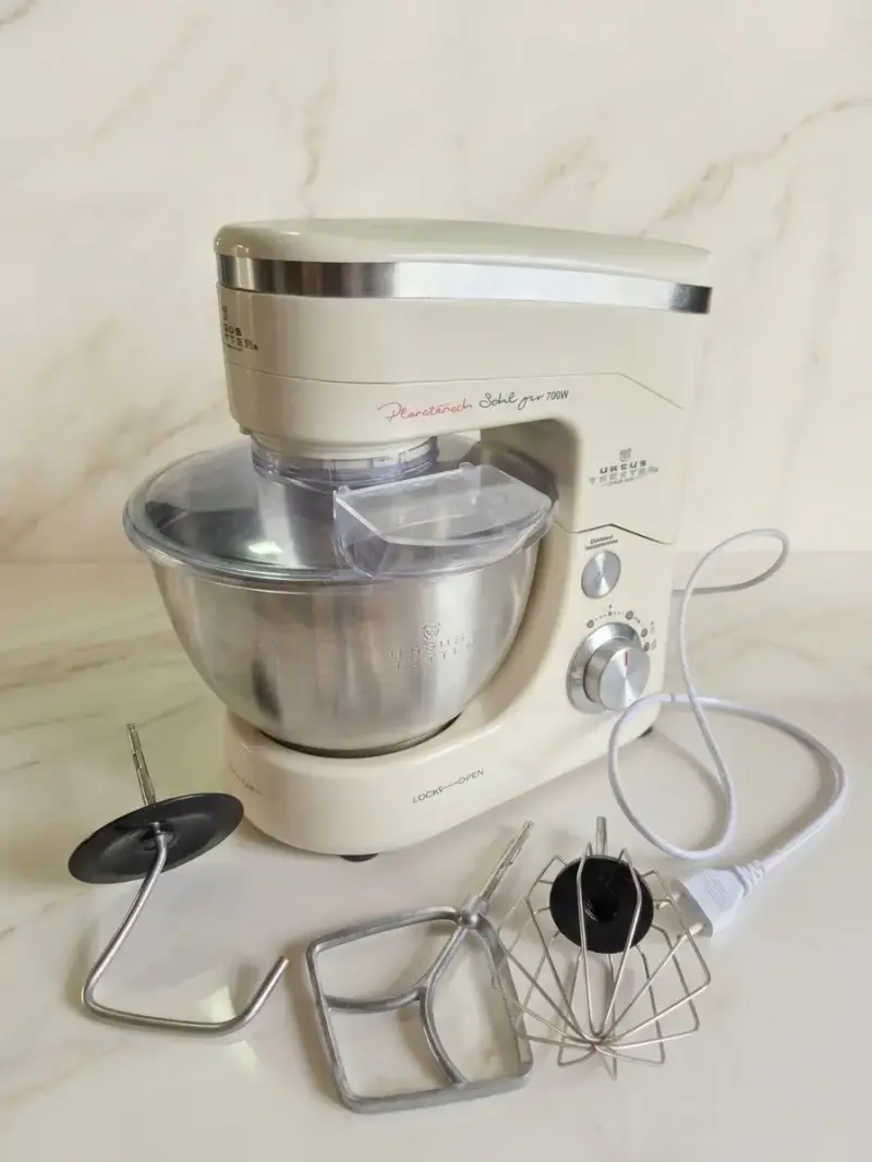 Batidora de pedestal Ursus Trotter KLEIN 700W - 1