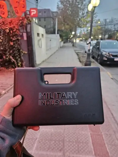 Pistola de airsoft con munición - miniatura 2
