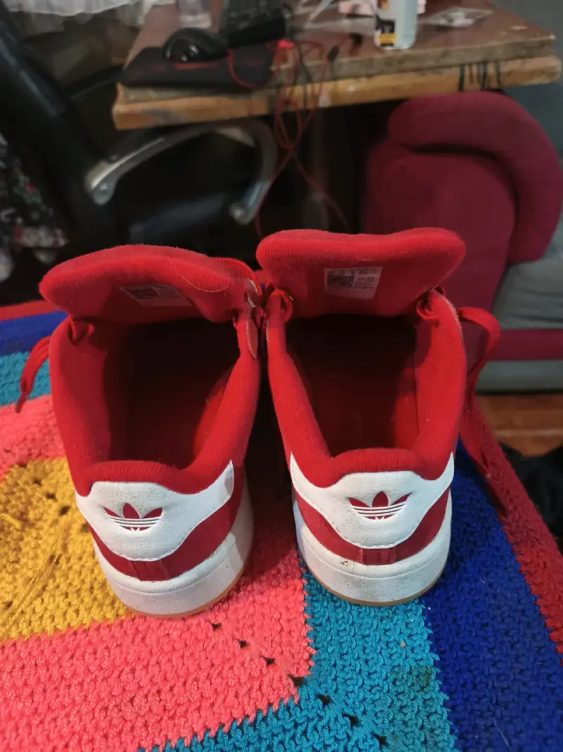 Zapatillas deportivas rojas - 2