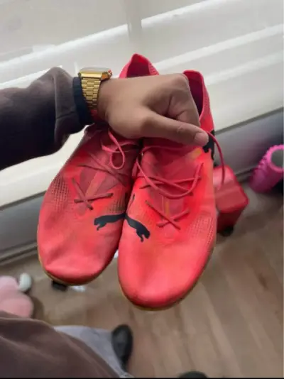 Zapatillas de fútbol rojas Puma - miniatura 1
