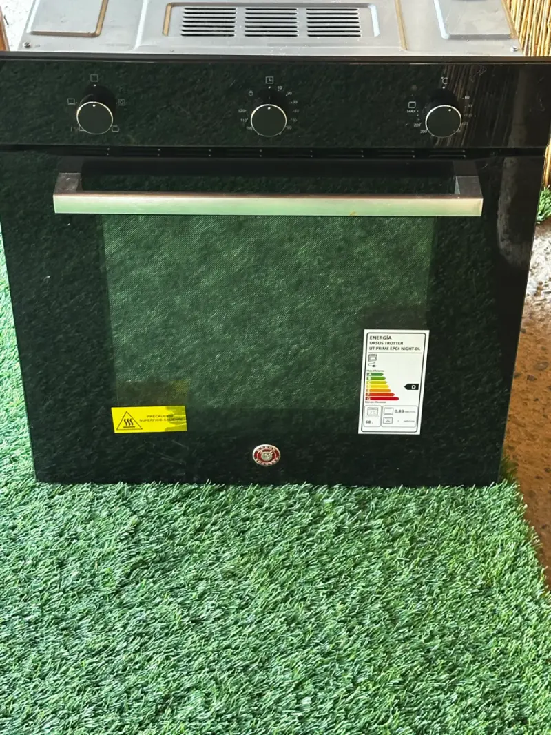 Horno eléctrico empotrable Ursus Trotter - 2