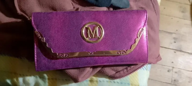 Cartera rosada elegante - 1