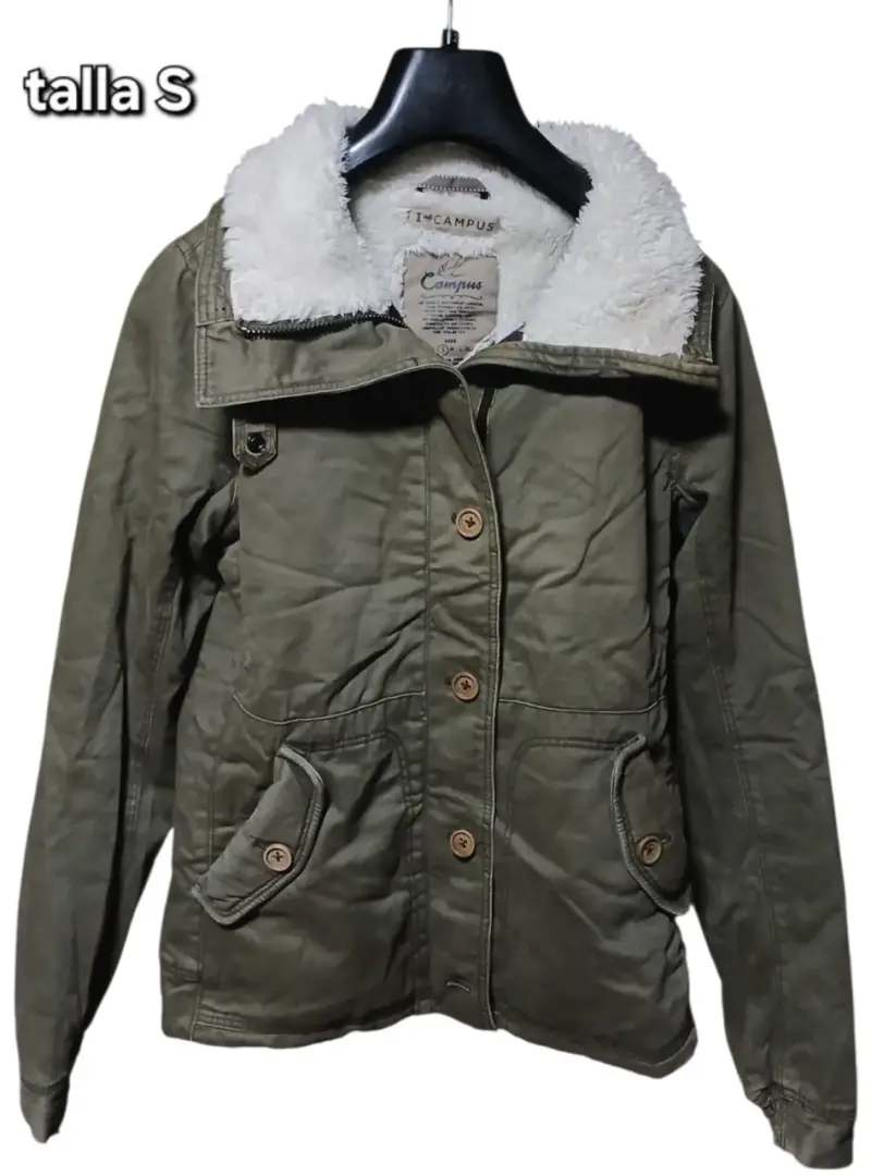 Chaqueta verde con forro polar