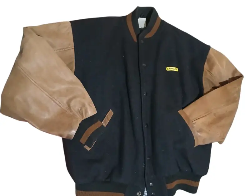 Chaqueta varsity negra Stanley - 1