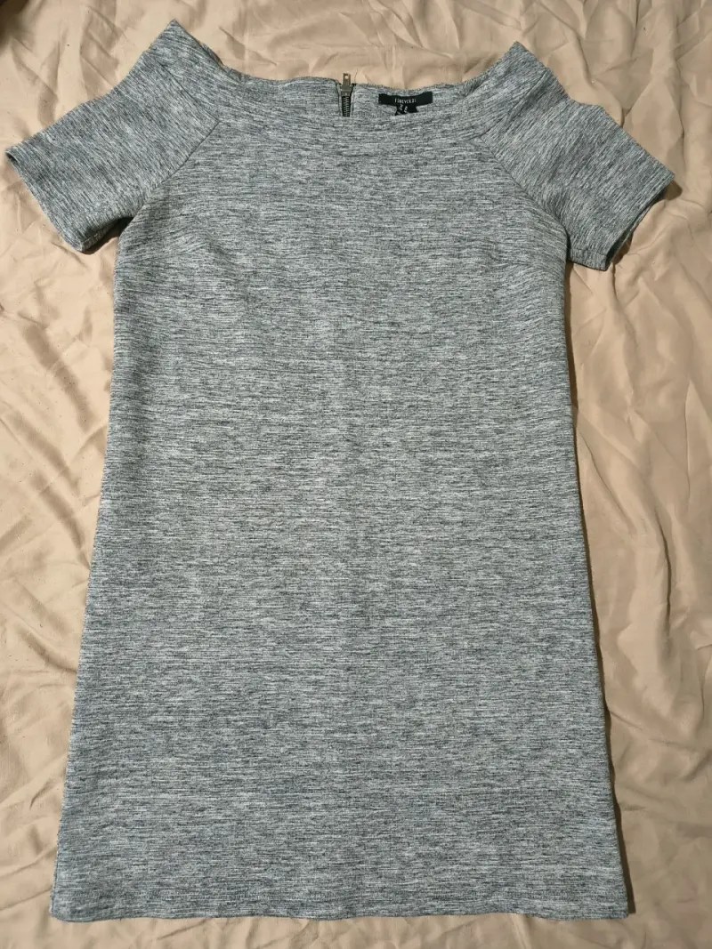 Vestido de algodón gris
