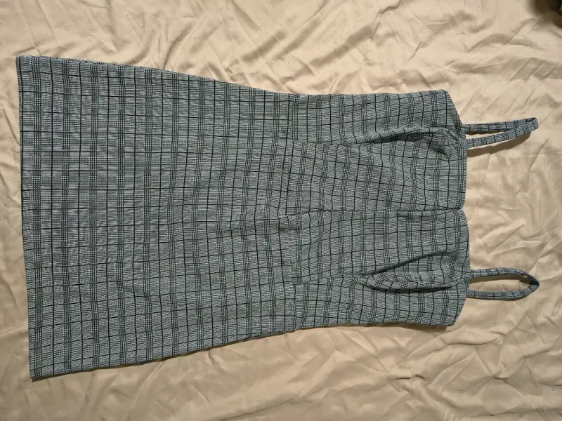 Vestido de tirantes a cuadros