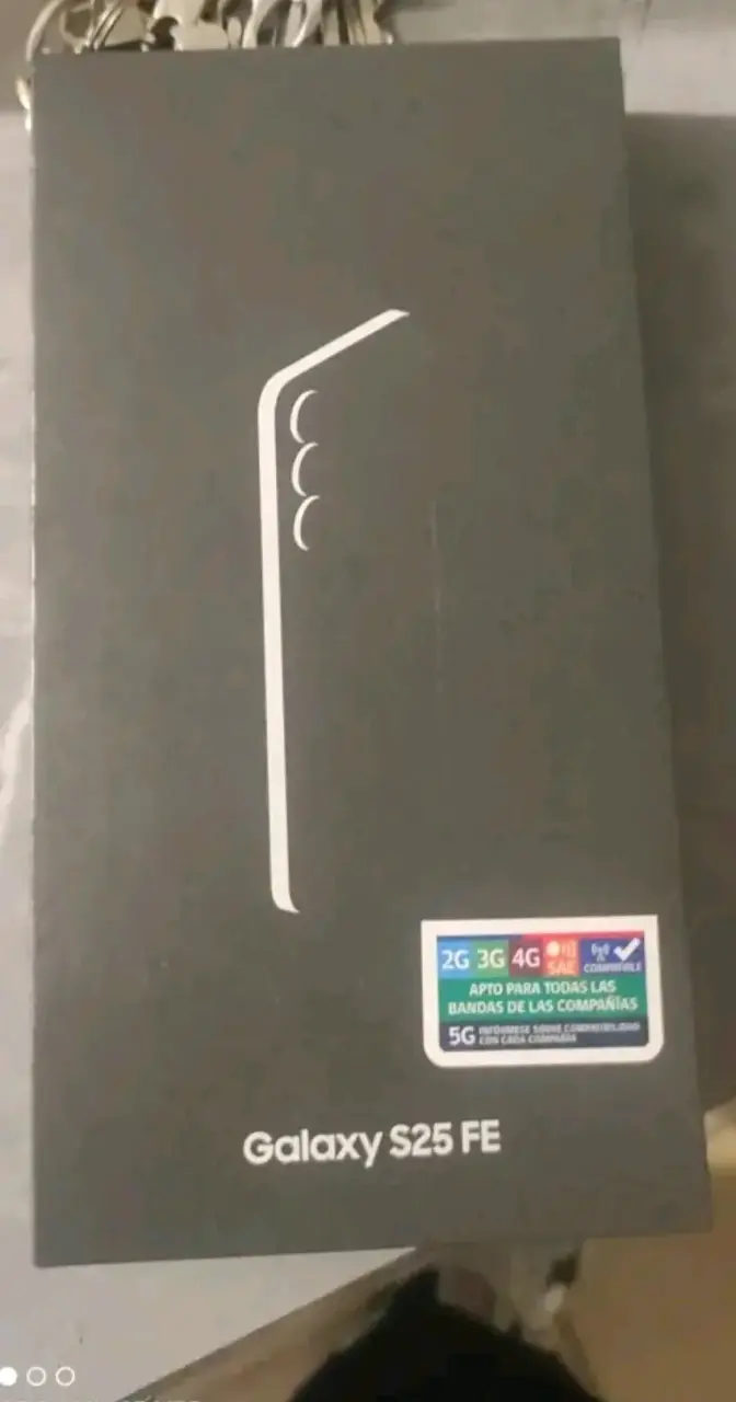 Samsung Galaxy S25 FE nuevo - 1