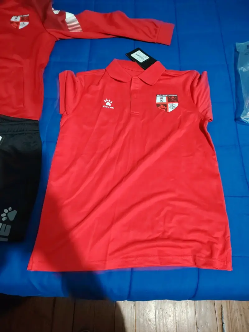 Chaqueta deportiva roja Kelme - 2