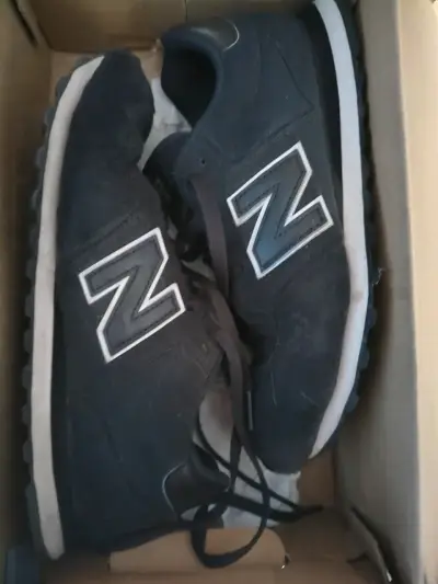 Zapatillas New Balance negras - miniatura 2