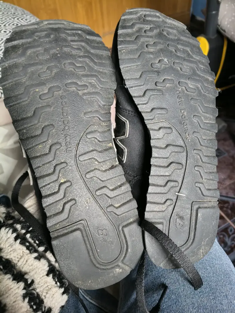 Zapatillas New Balance negras - 4
