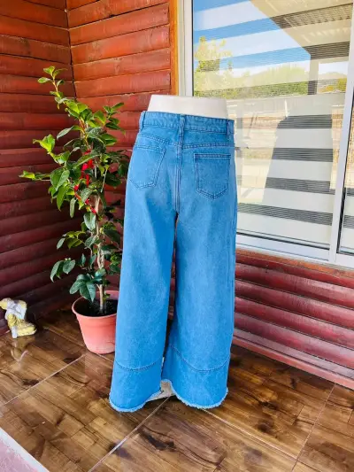 Jeans anchos de mezclilla azul - miniatura 2