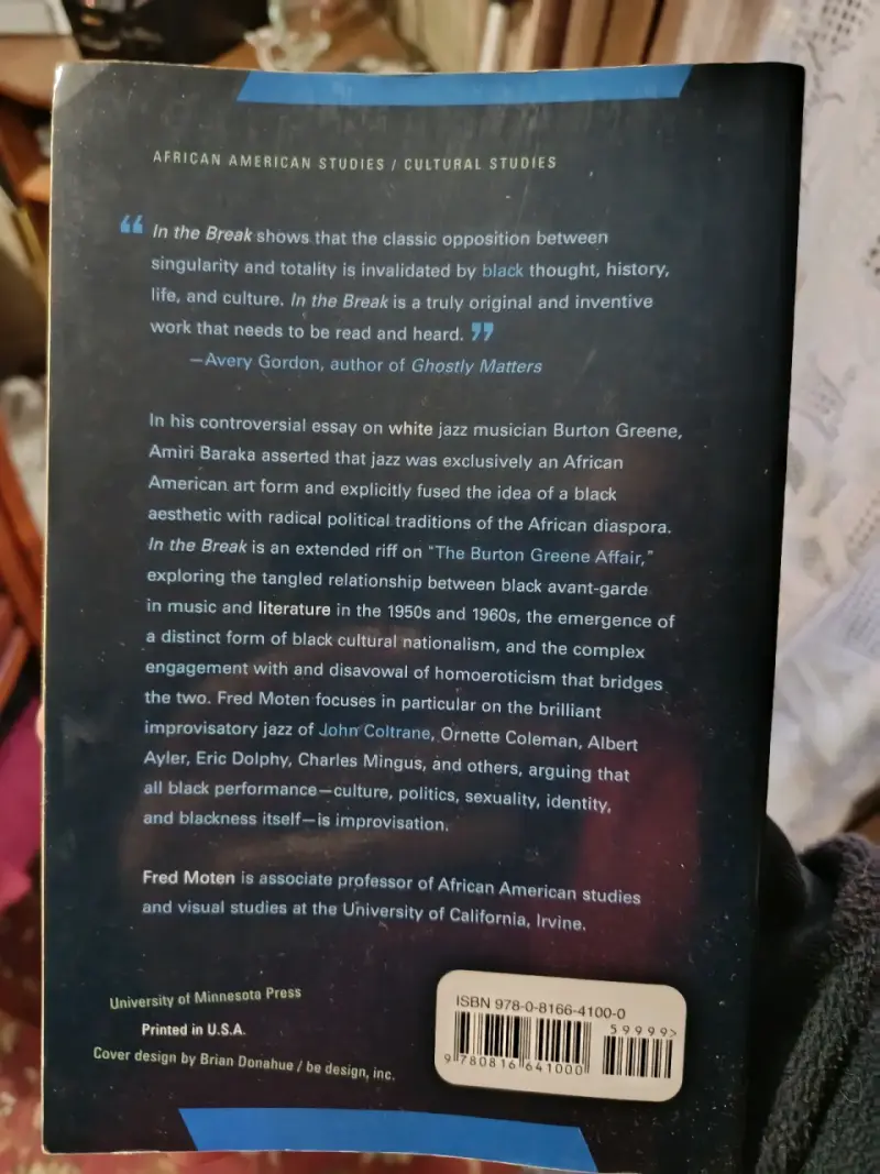 Libro 'In the Break' de Fred Moten - 2