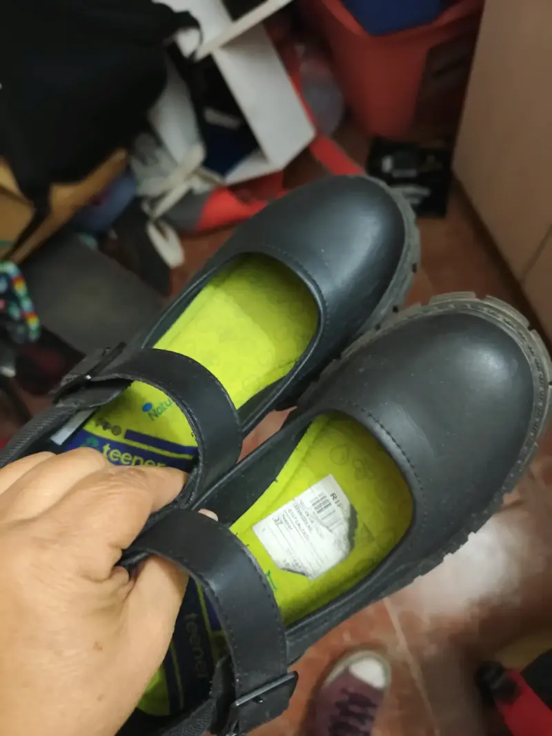Zapatos escolares negros para niña - 3
