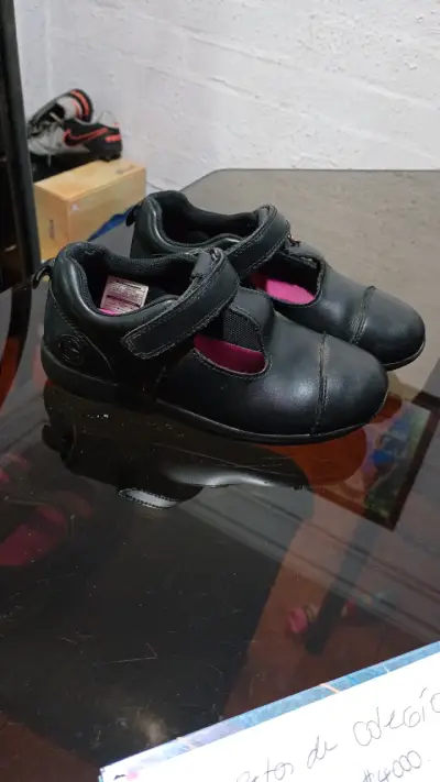 Zapatos escolares negros - miniatura 3