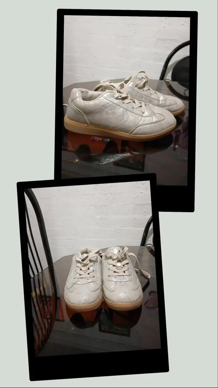 Zapatillas deportivas blancas con velcro - 2