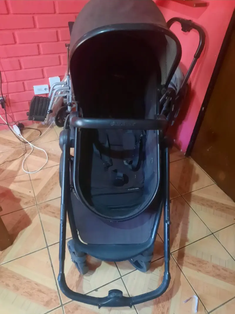 Silla de auto Bebesit negra - 2