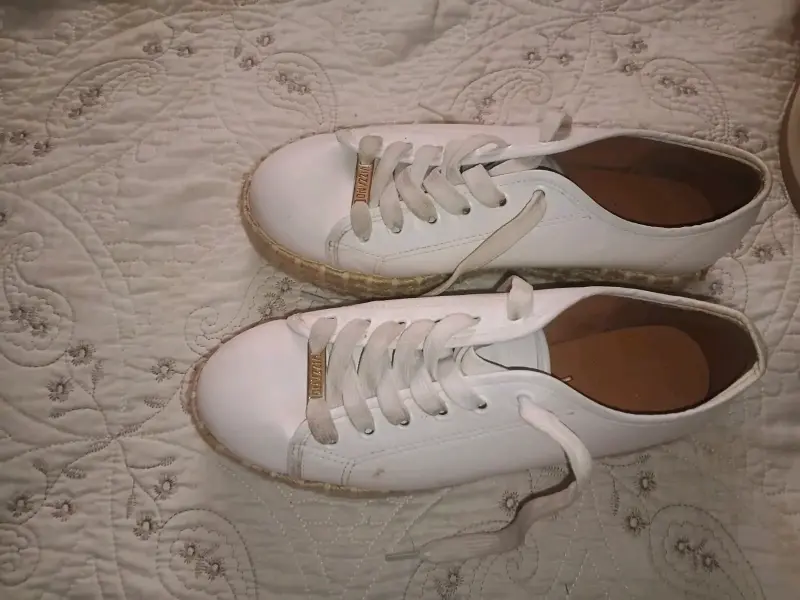 Zapatos beige con plataforma - 4
