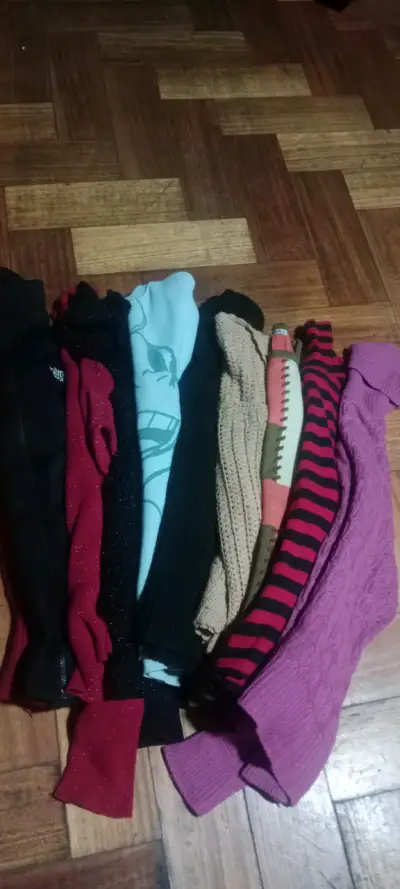 Paquete de sweaters variados - miniatura 1