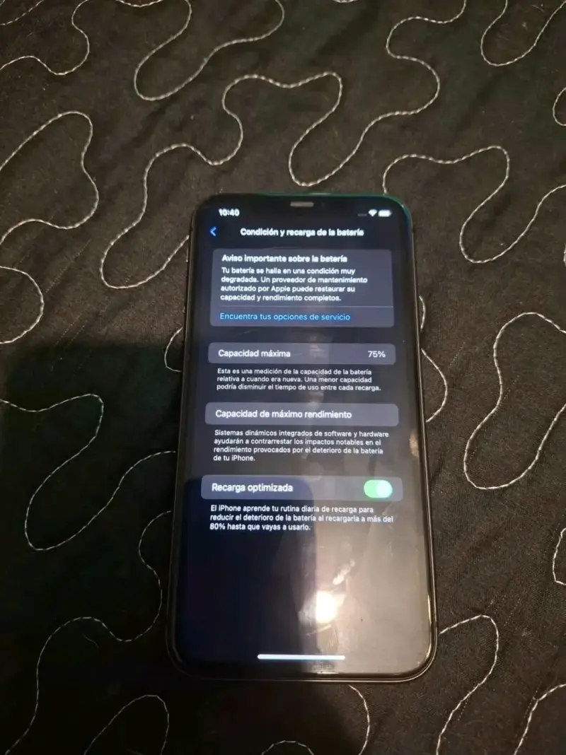Iphone 11 en buen estado - 3
