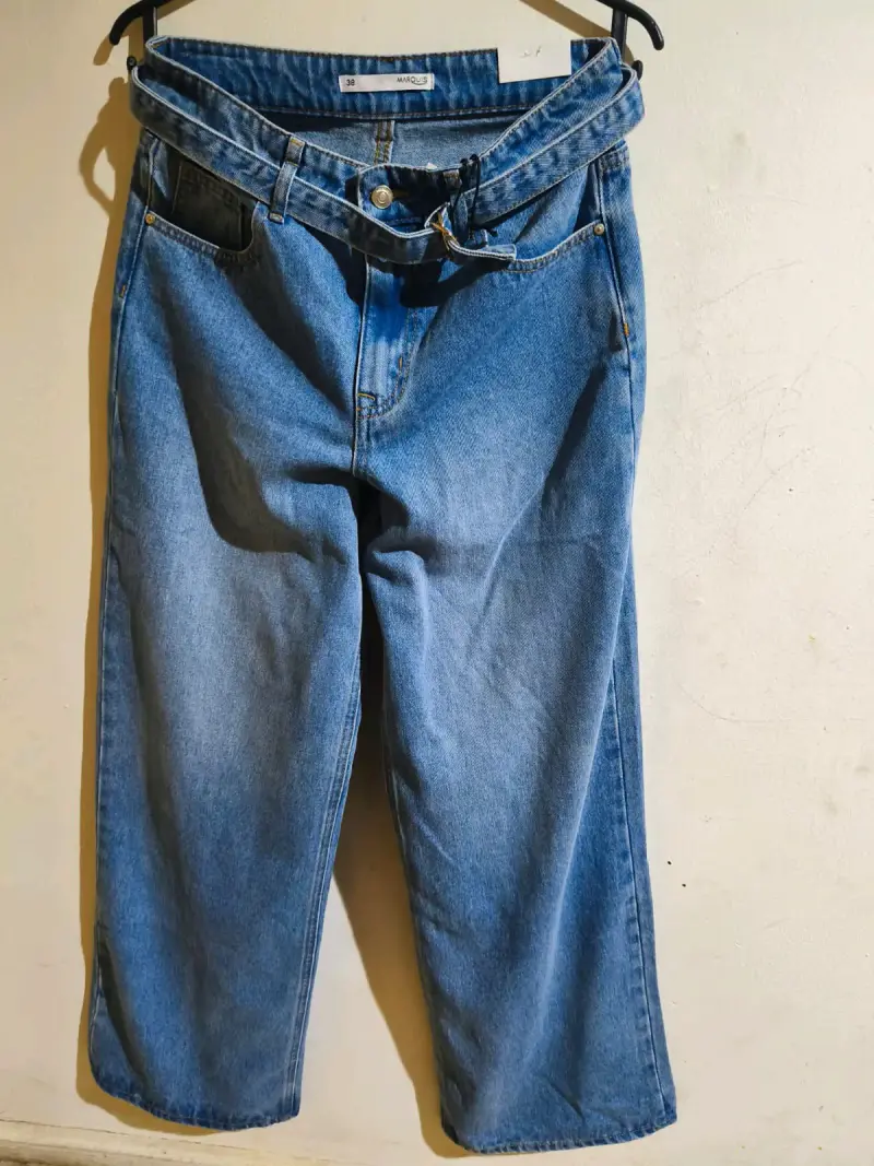 Jeans negros con brillantes - 2