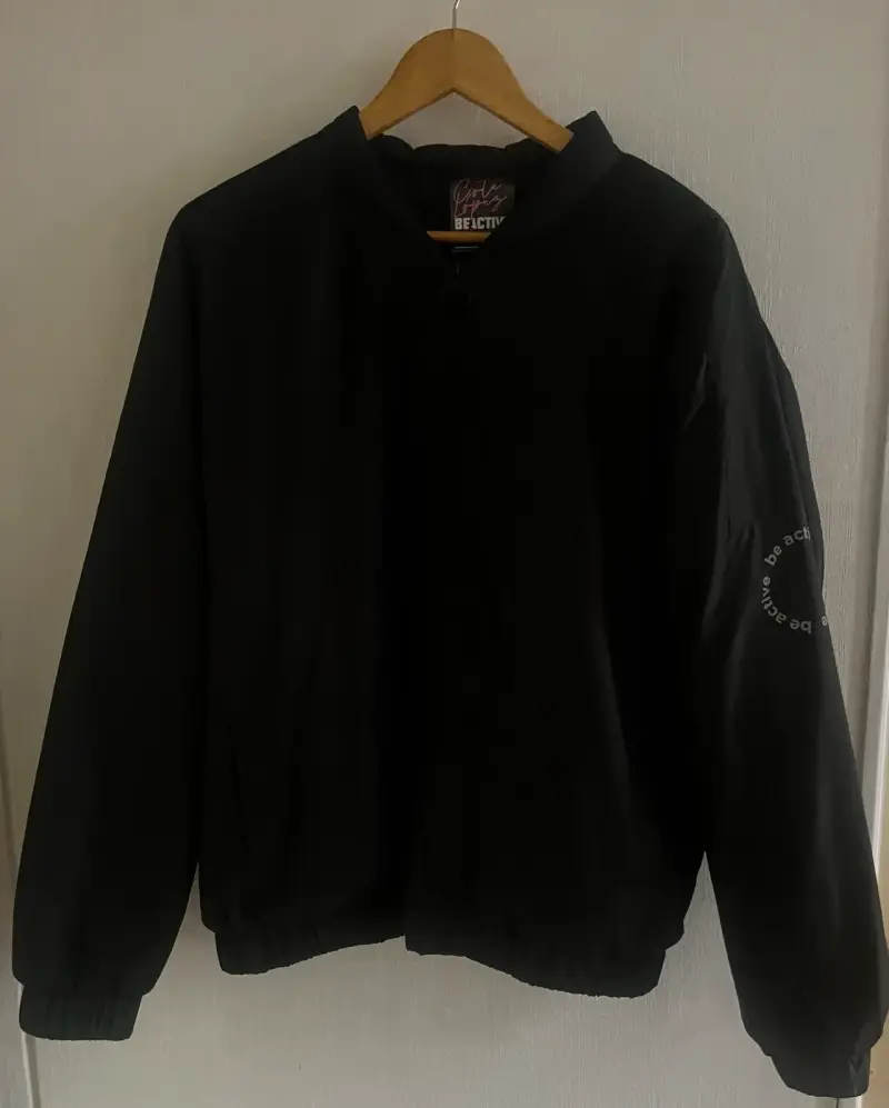 Bomber negra BActive