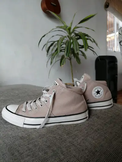 Zapatillas Converse beige - miniatura 1