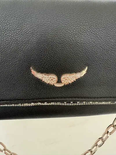 Cartera negra con cadena - miniatura 2