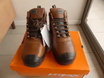 Botines marrones 40 nuevos (Bototos de seguridad) - miniatura 1