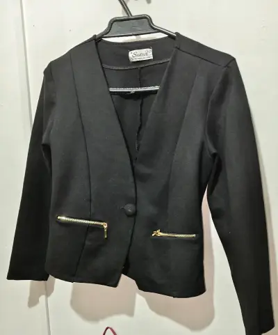 Blazer negro con cremallera - miniatura 1