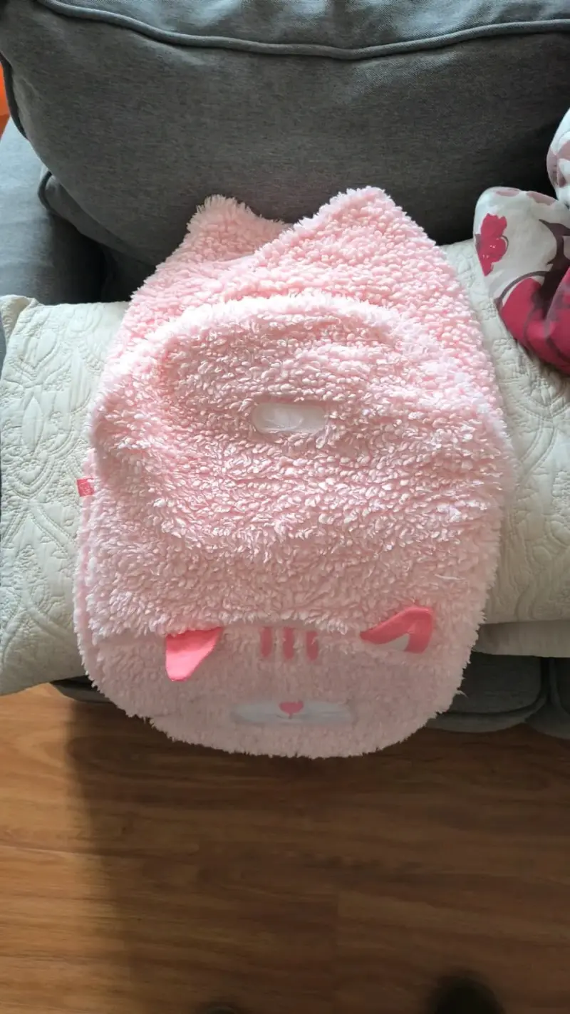 Saquito peludo rosa 6 meses