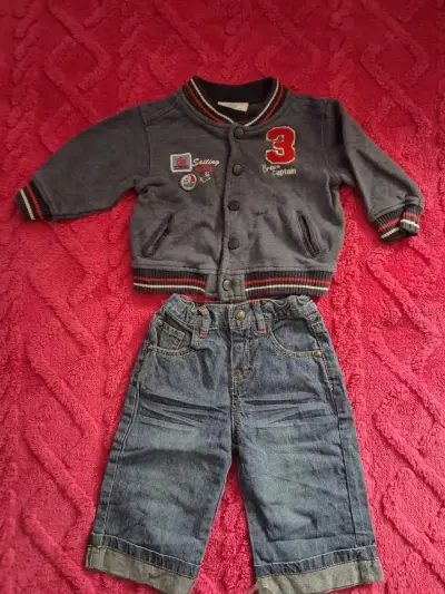 Conjunto infantil chaqueta y jeans - miniatura 1