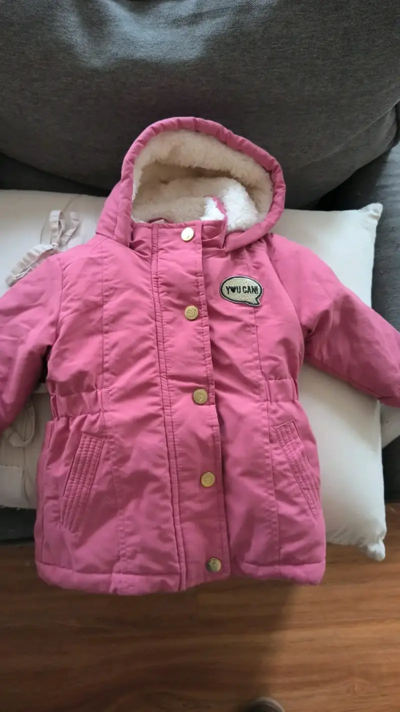 Parka rosada con capucha 9M