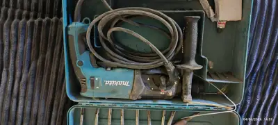 Rotomartillo Makita HR2470  maletín más 11 brocas - miniatura 3