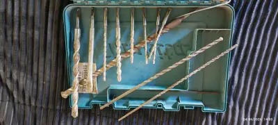 Rotomartillo Makita HR2470  maletín más 11 brocas - miniatura 4