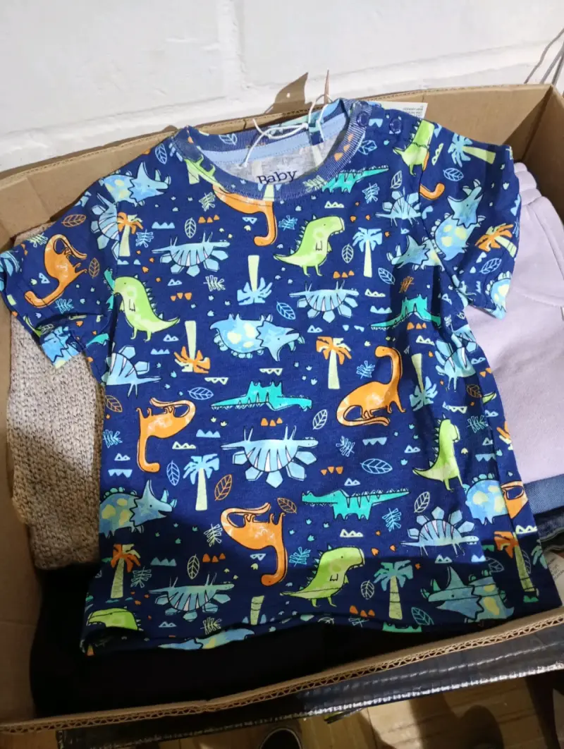 Polera infantil T-Rex beige y de niña - 5