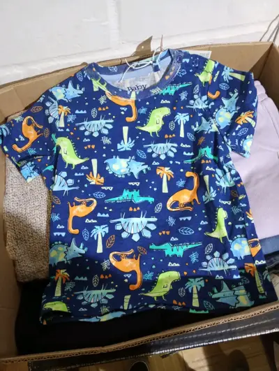 Polera infantil T-Rex beige y de niña - miniatura 5