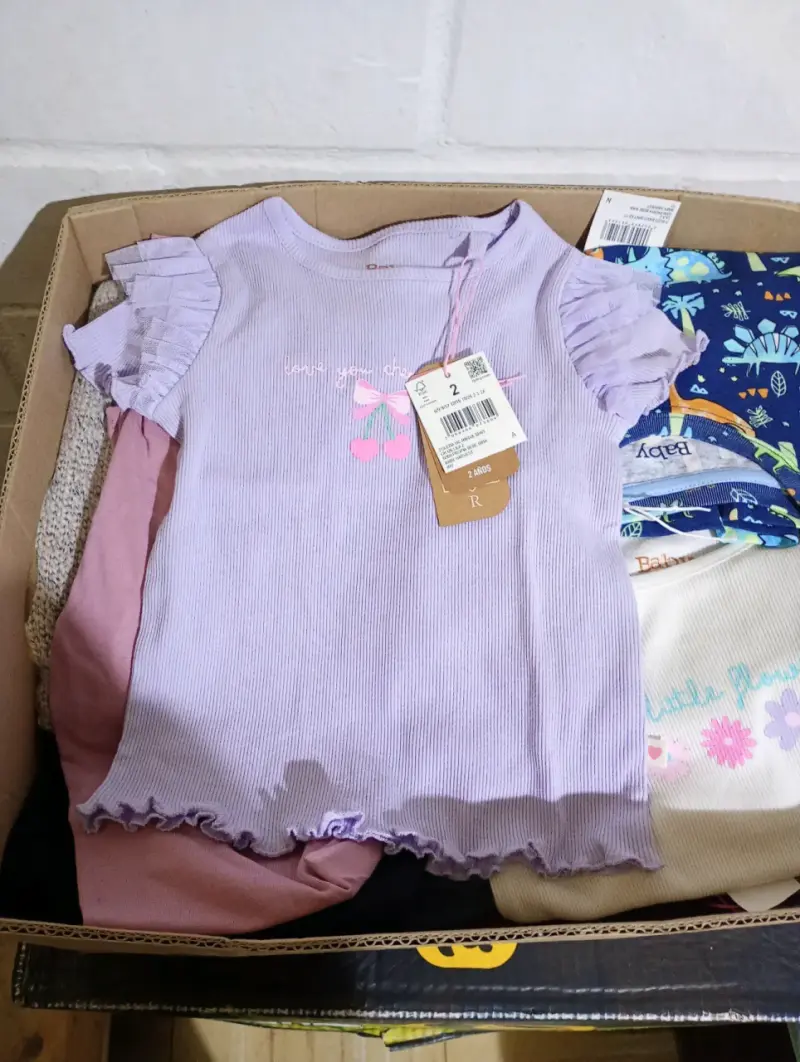 Polera infantil T-Rex beige y de niña - 6