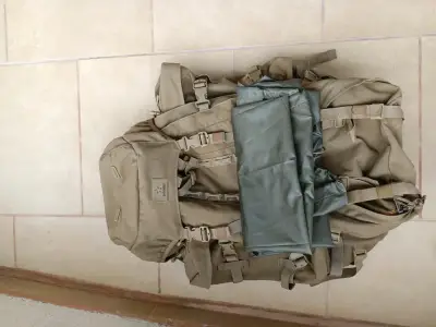 Mochila Dagoway ESO 60.100, en excelente condicion - miniatura 1