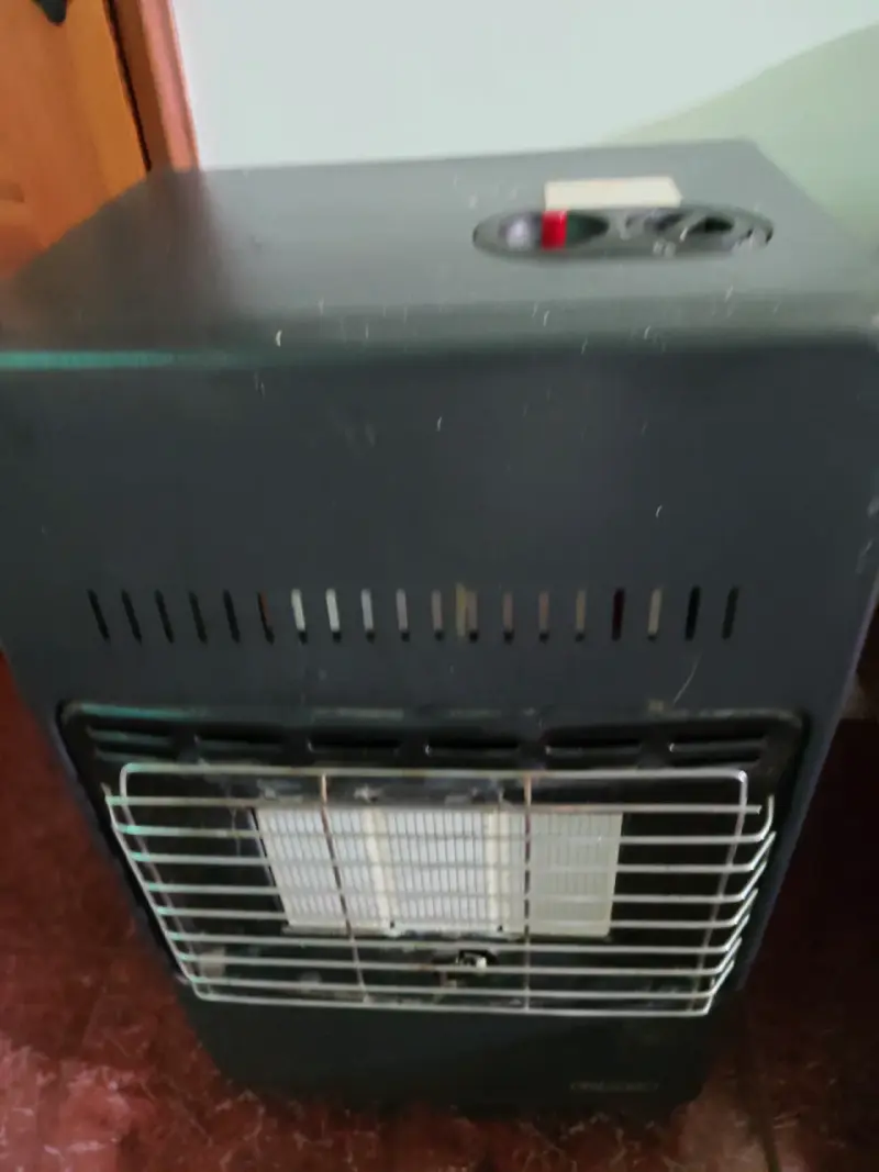 Calefactor a gas poco uso - 2