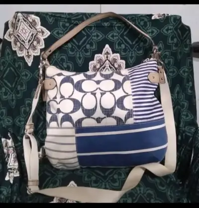 Bolso Coach azul y beige - miniatura 2