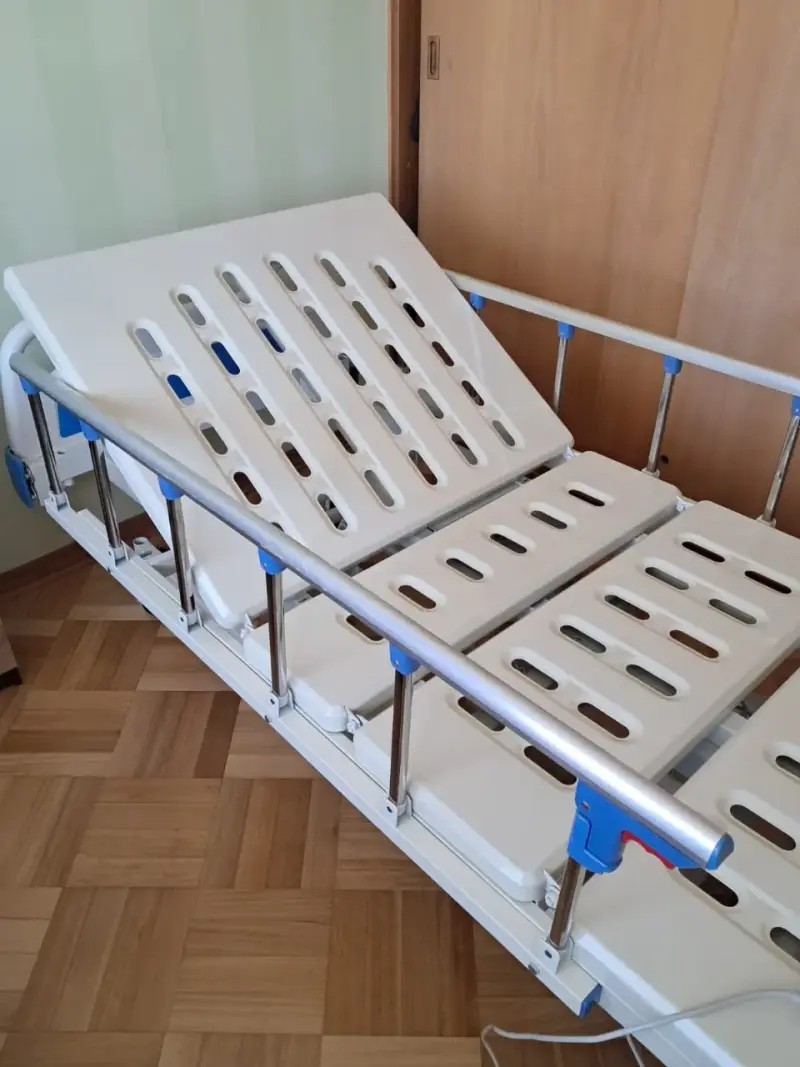 Cama clínica ajustable - 3
